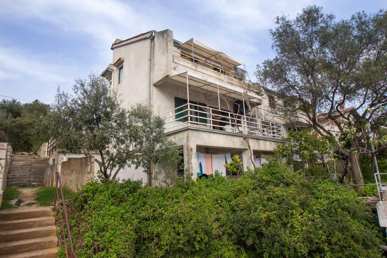 Apartments Mirella Mali Lošinj Exterior foto